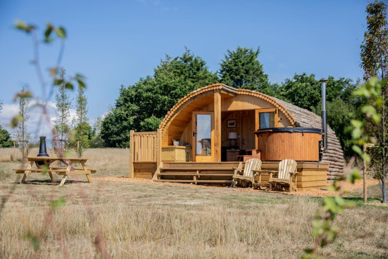 Barnhorn Glamping Villa Hooe Buitenkant foto