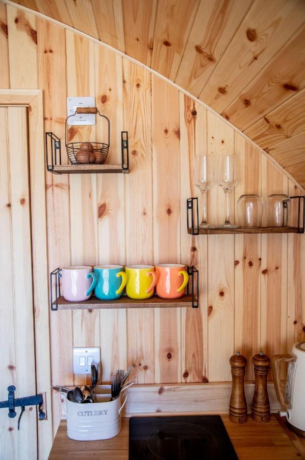 Barnhorn Glamping Villa Hooe Buitenkant foto