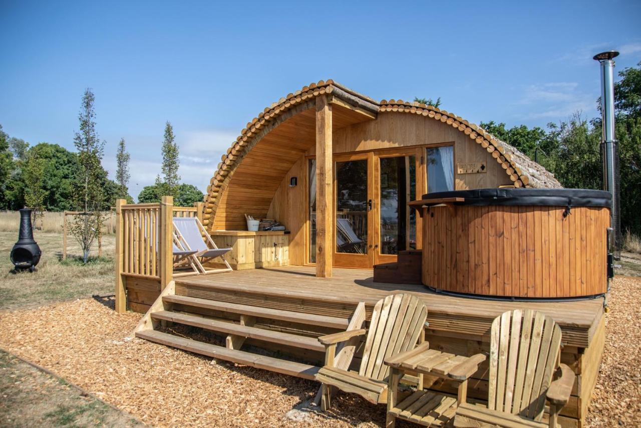 Barnhorn Glamping Villa Hooe Buitenkant foto